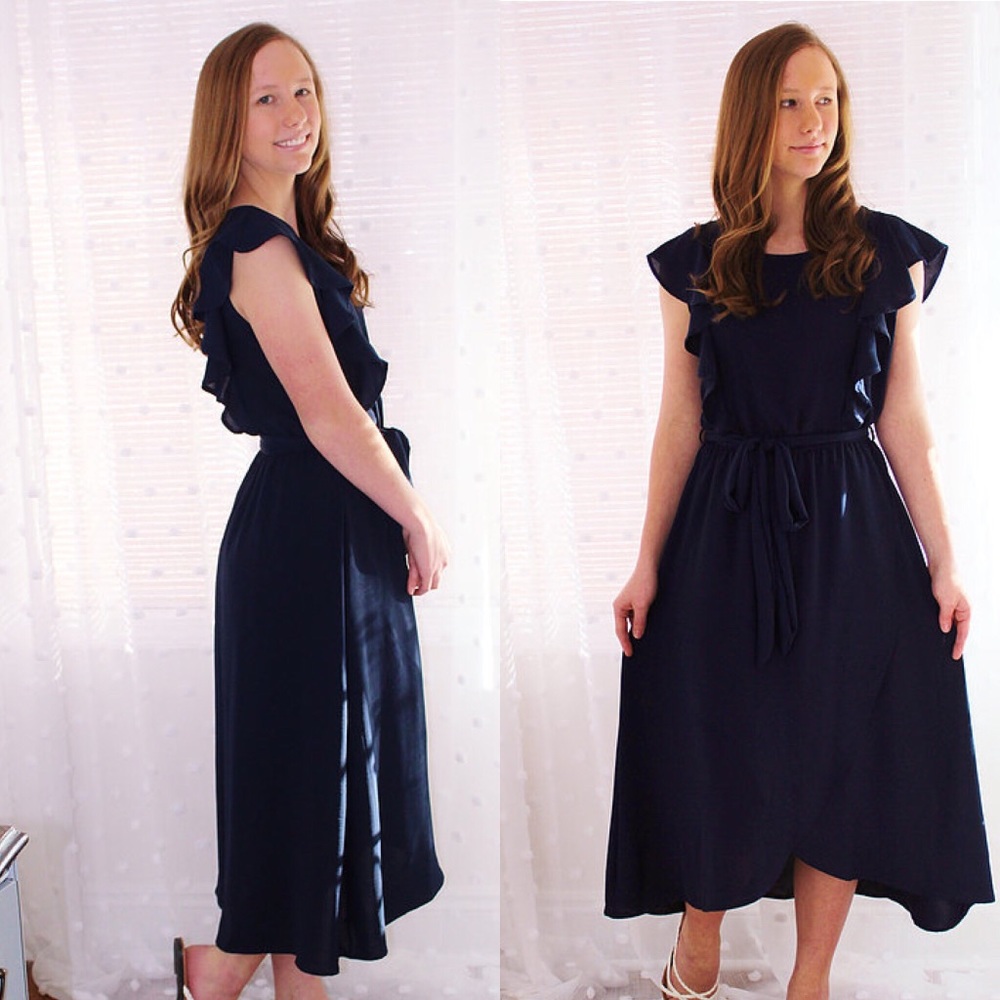 Flutter Sleeve Boutique Dress